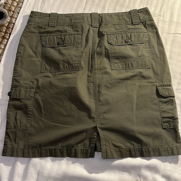 Eddie Bauer Khaki Green Mini Skirt Size 10 - Picture 2 of 9